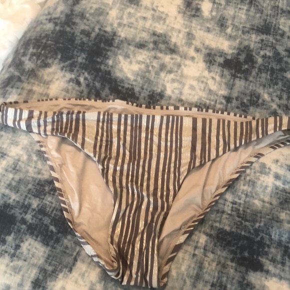 BCBG bikini - Picture 4 of 11